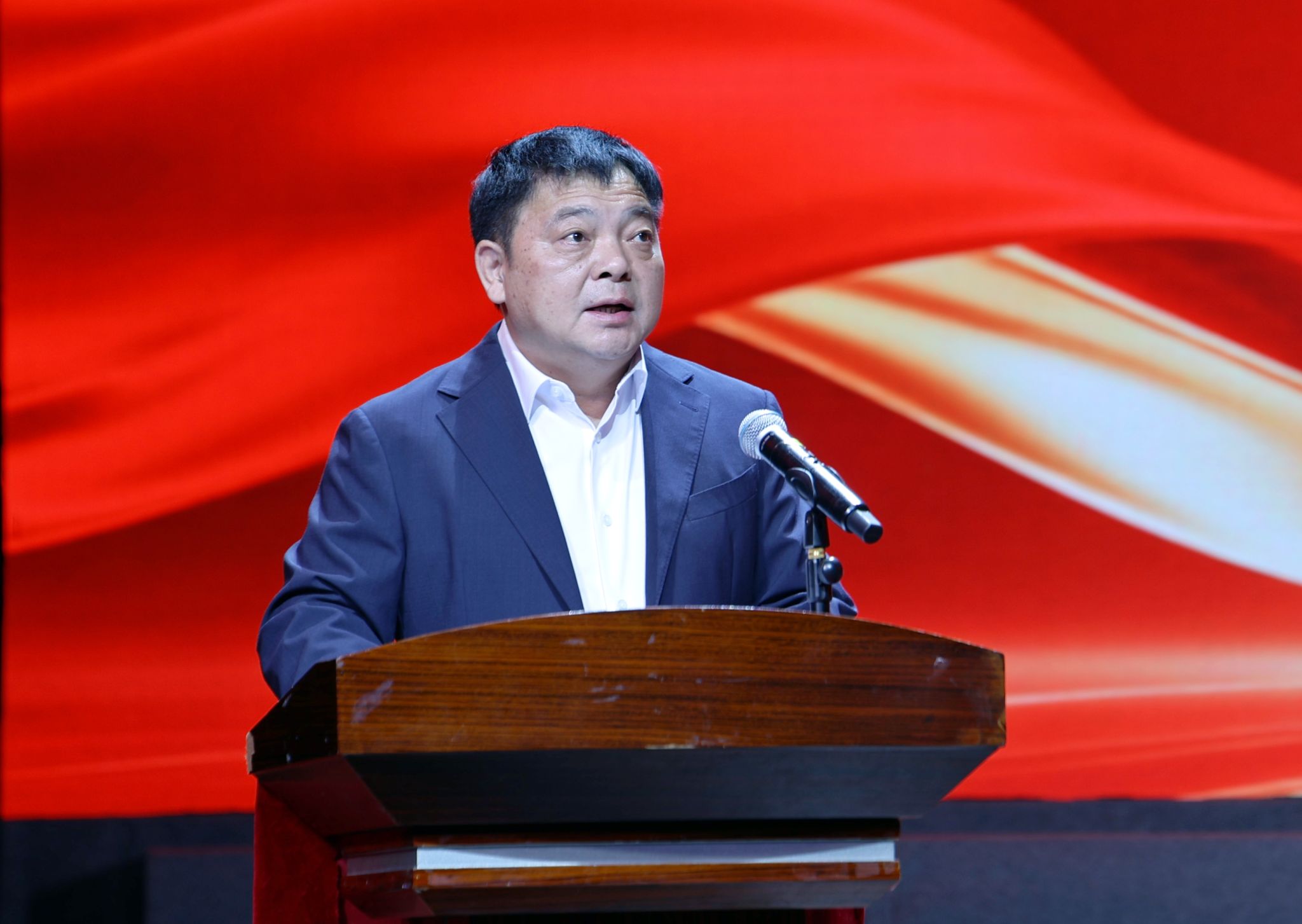 英国上市公司365