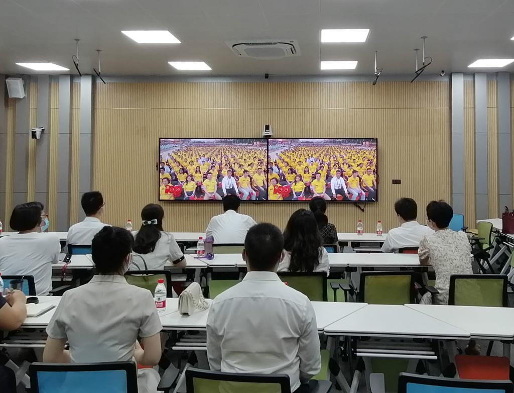 英国上市公司365