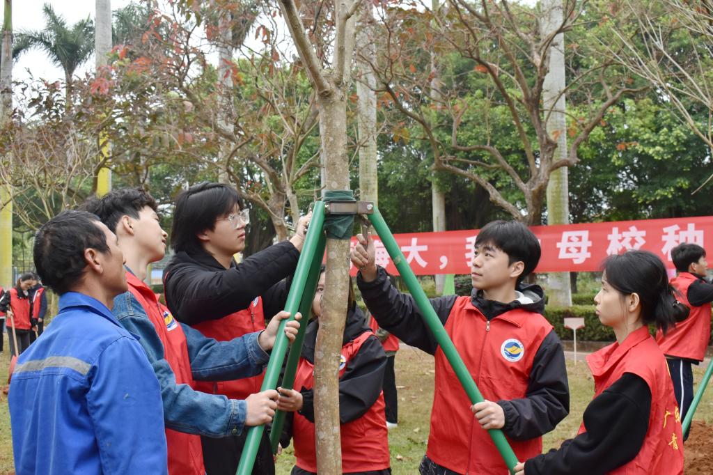 英国上市公司365
