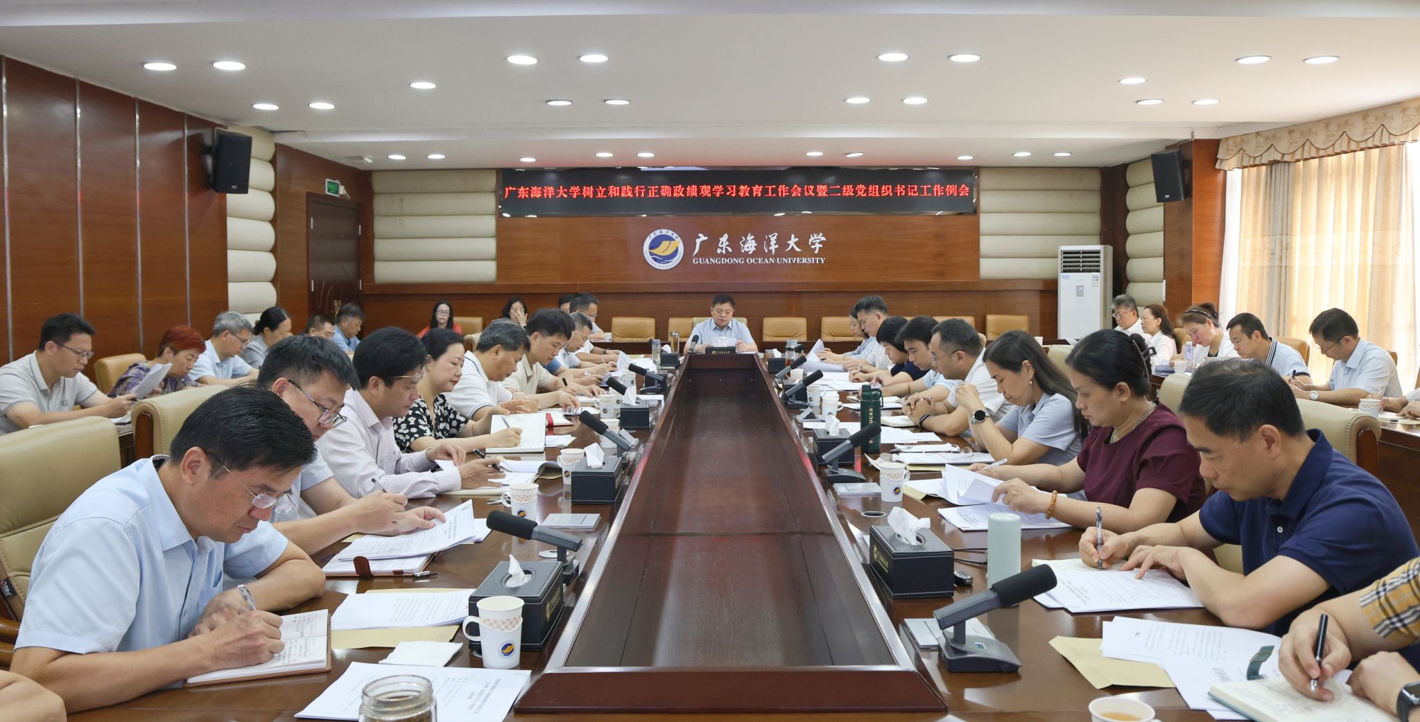 英国上市公司365